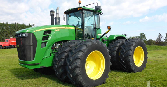 2009 John Deere 4WD Tractor John Deere 9430 4WD tractor sold by Ritchie Bros.