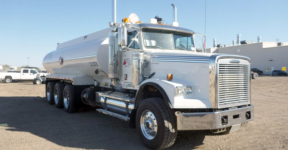 Freightliner FLD120SD Tri Drive Tank Truck